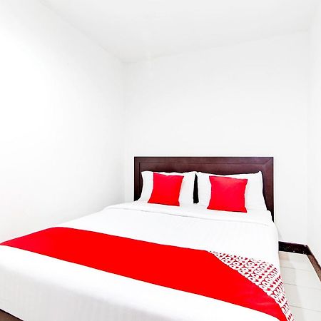 Super Oyo 321 Hotel D'Elegant Куала-Лумпур Екстер'єр фото